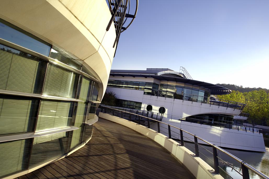 Lyon Campus Verrazzano, depuis le "pont" d'un des bâtiments